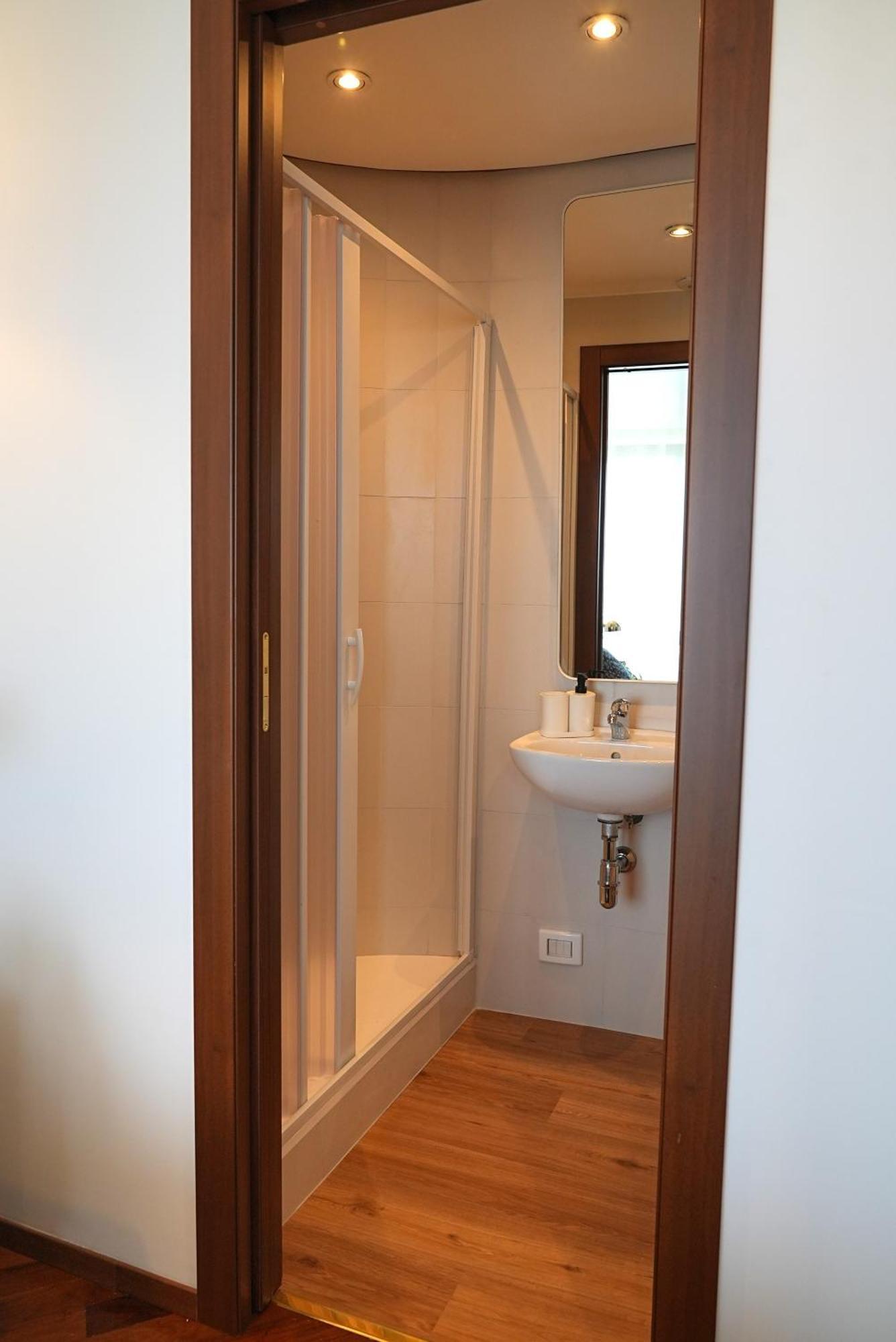 Suite & Premium Room - Centro Bari - Stazione Exterior foto